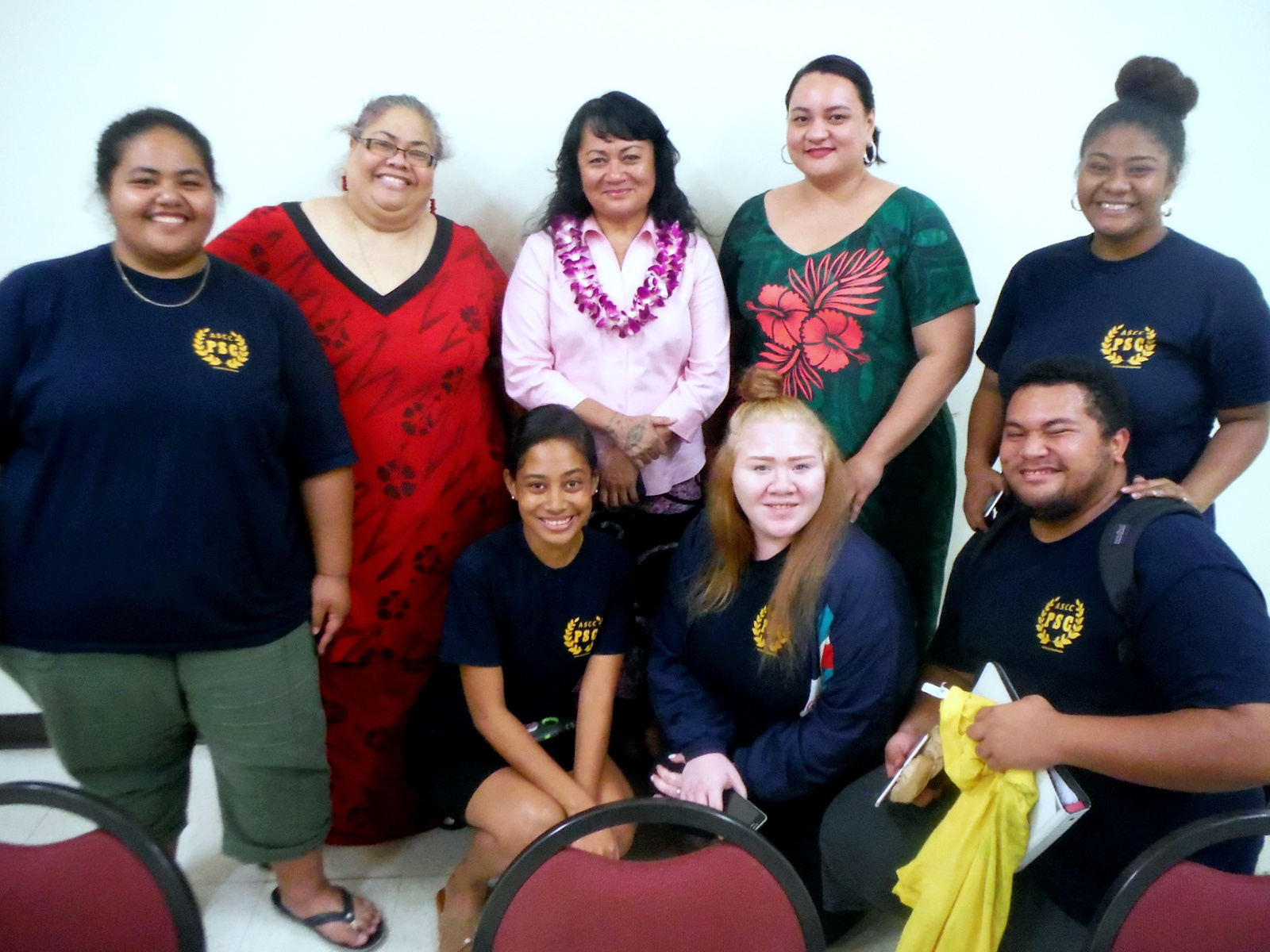 Guest Speaker Sandra King (Center with Adrian Vasai-Moana and Club Members